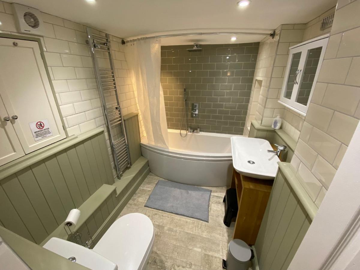 Westons Hideaway, 2 Bed, Free Parking, 6 Mins Walk To Beach, Exterior photo